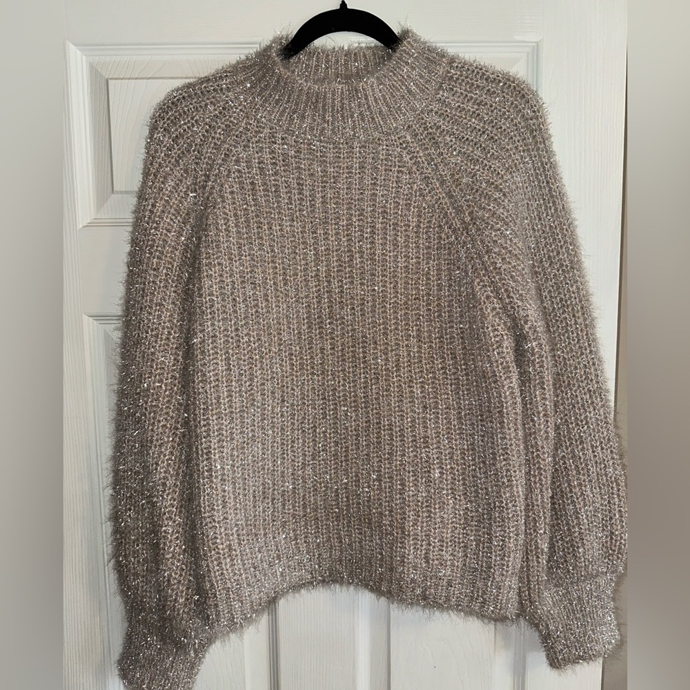 Silver and gold chunky sweater perfect for Christmas parties etc size women’s m